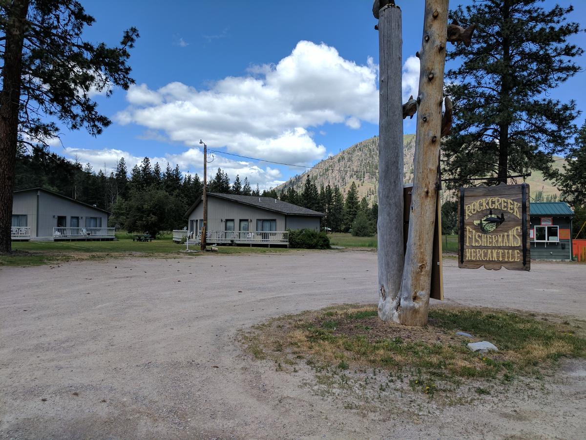Clinton Rock Creek Mercantile & Motel מראה חיצוני תמונה